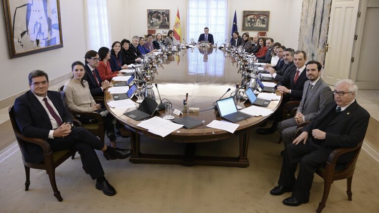 España
