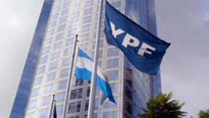 Quedan suspendidas todas las demandas por el juicio de expropiación de YPF