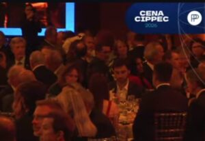 Torres cenó con políticos y empresarios