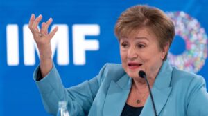 FMI pidió al Gobierno avanzar en reformas tributarias