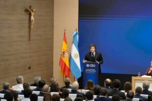 Milei dijo que su Adorni es culpable “lo eyecta”
