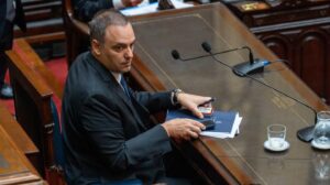 Adorni desmintió a Bullrich y presentará su informe