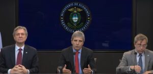Caputo anunció el programa financiero de 2027