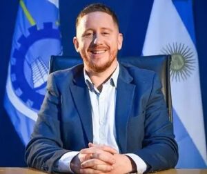 Ahora el que pide ayuda es Bowen
