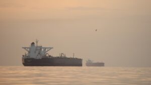 Atacaron buque petrolero en el estrecho de Ormuz